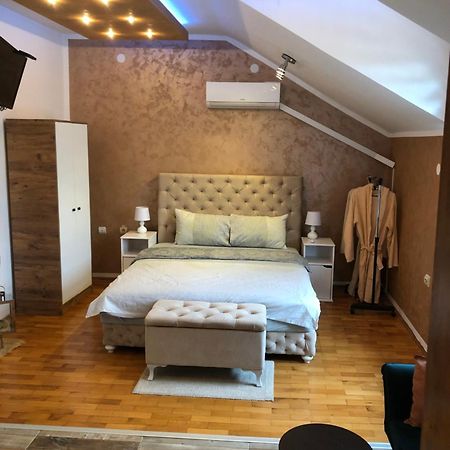 Delux Apartmani Požarevac Buitenkant foto