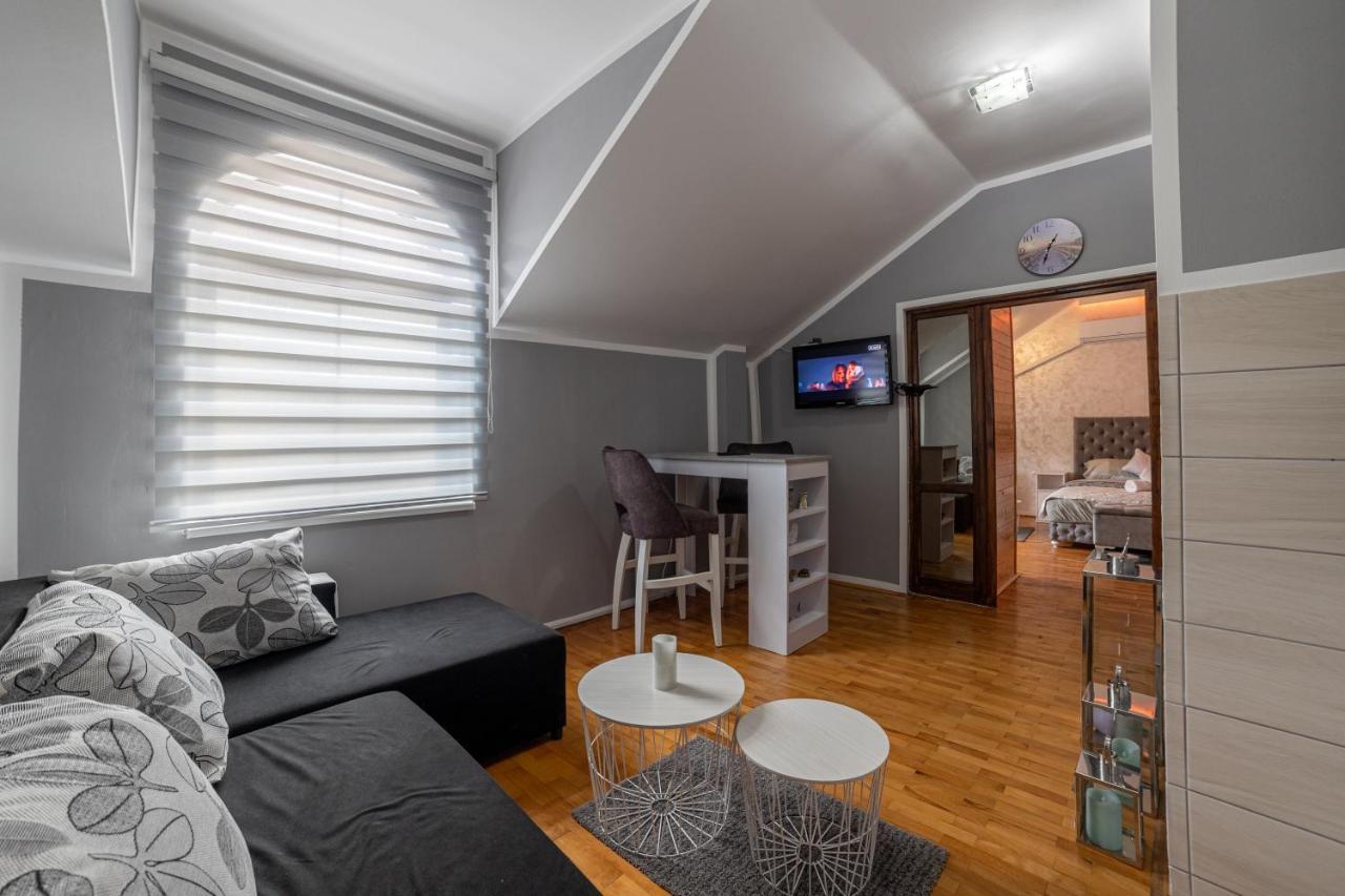 Delux Apartmani Požarevac Buitenkant foto