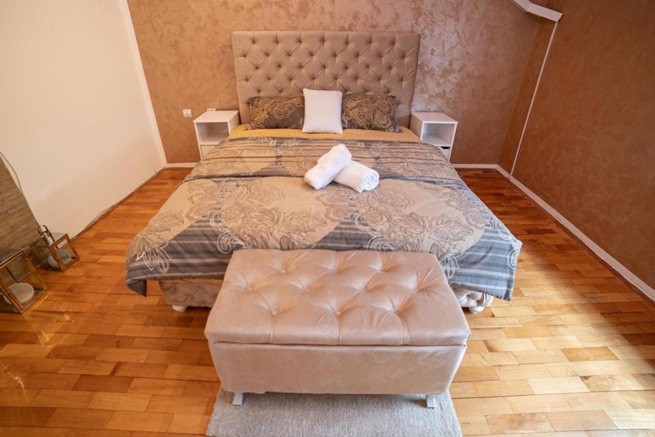 Delux Apartmani Požarevac Buitenkant foto