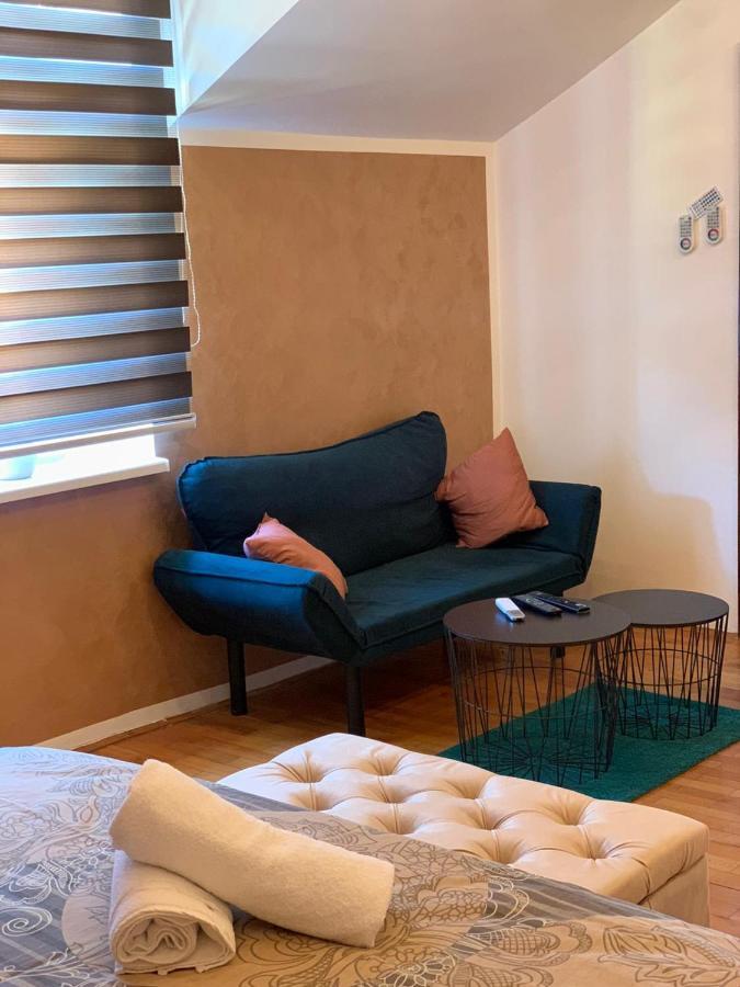 Delux Apartmani Požarevac Buitenkant foto