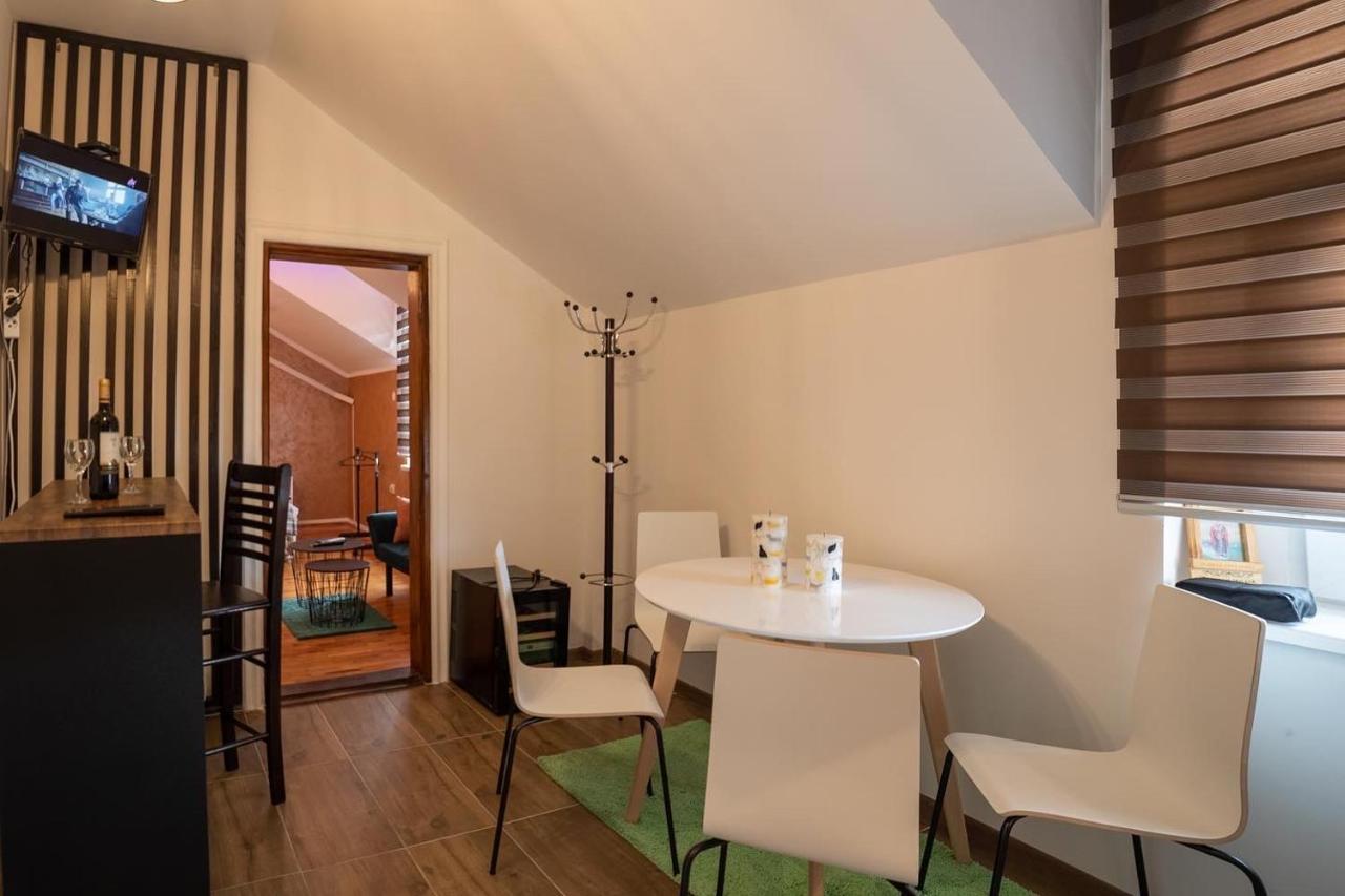 Delux Apartmani Požarevac Buitenkant foto